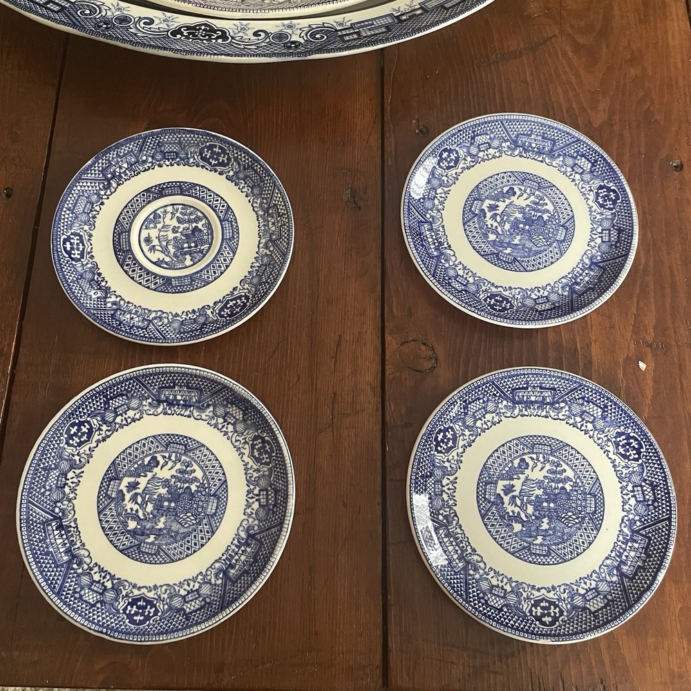 Vintage Blue Willow Saucers Unmarked Royal China 6 Set of 4